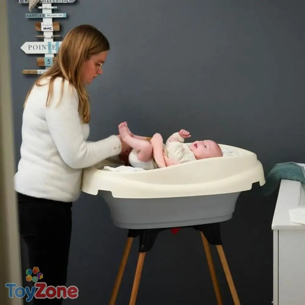 V4H5737E64493942D030E9E01042E57521BR5293495P3